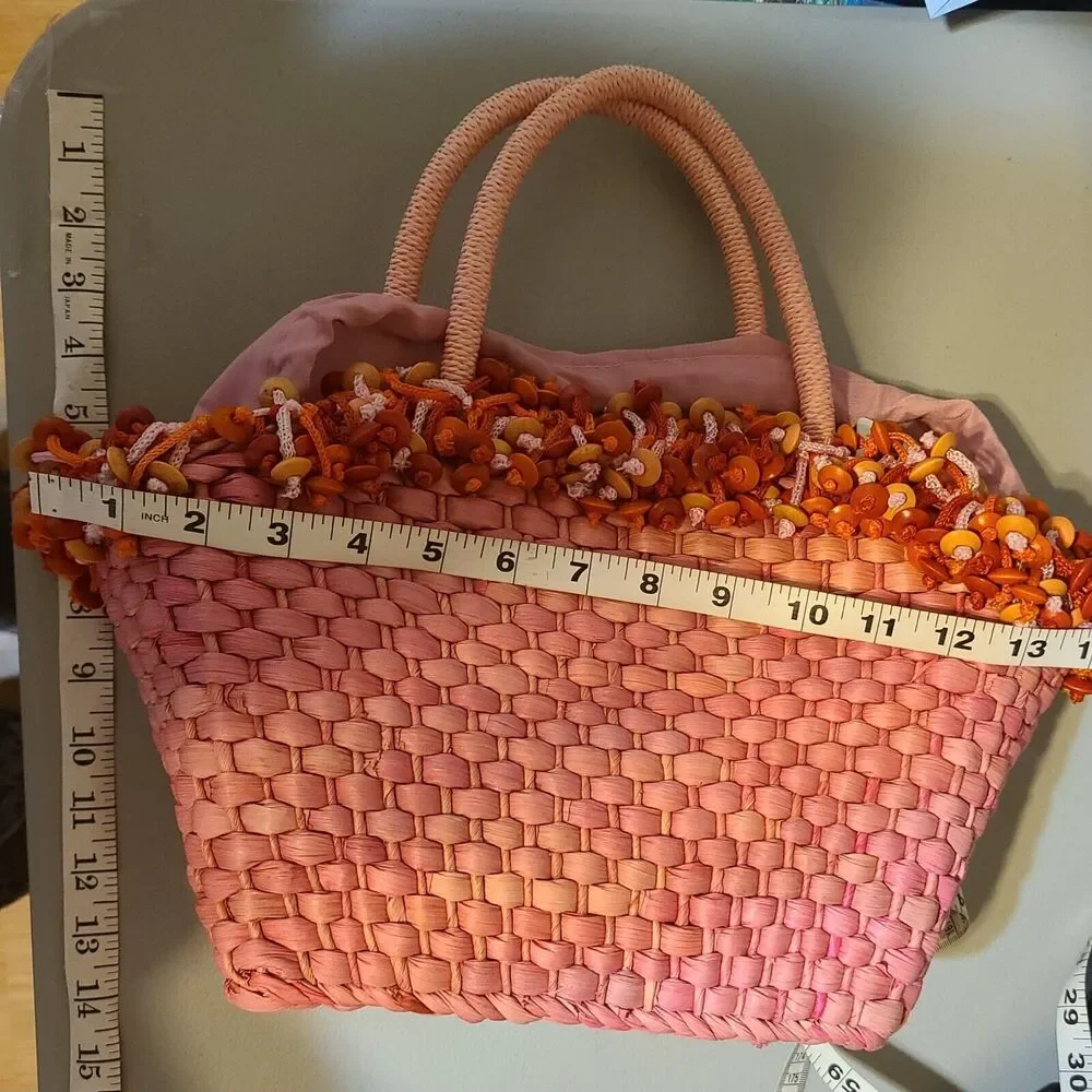 Pink Weaved Straw Hand Bag w/Orange/Tan Wood Beads Drawstring Closure NWT‎